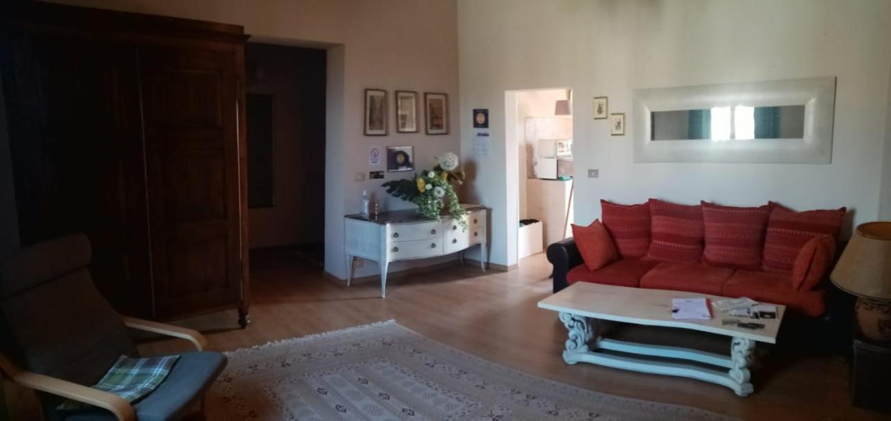 Il Giuggiolo Apartment Montalcino Exterior photo